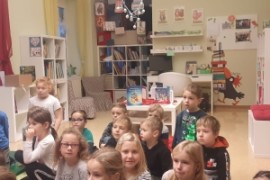 ADVENTLESEN mit unserer Frau Direktorin🌟