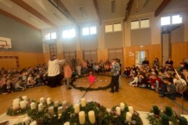 Advent, Advent, ein Licht brennt….